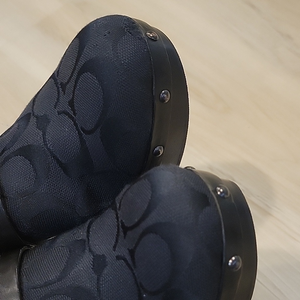 COACH Black Ivy C Signature Logo Fabric Clogs Mules Wooden Heels 7. - Picture 6 of 10